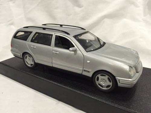 Mercedes-Benz E420 Wagon 1:18 Scale
